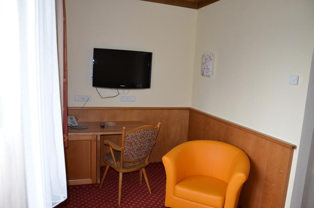 Hotel-Pension Strolz Mayrhofen Εξωτερικό φωτογραφία