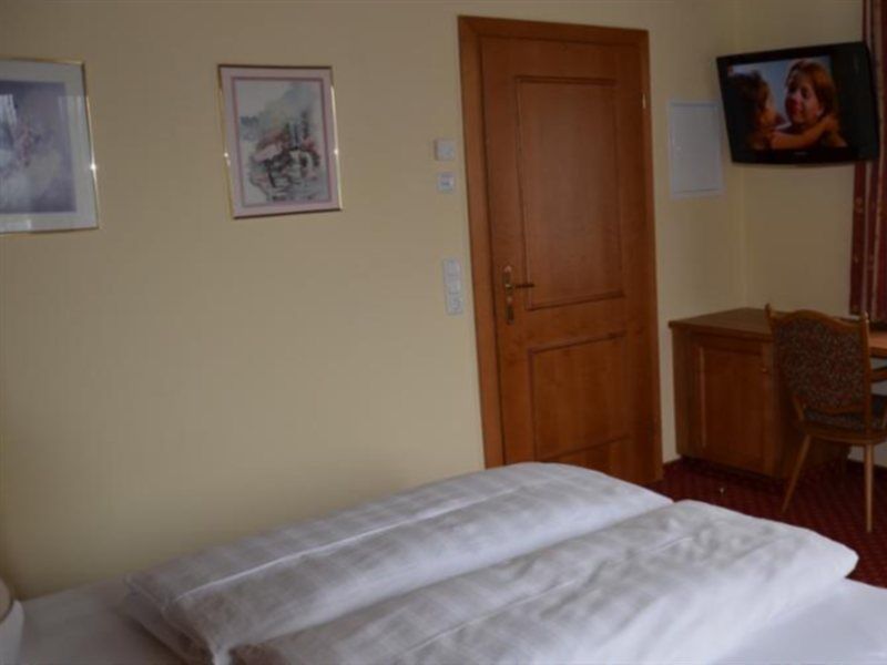 Hotel-Pension Strolz Mayrhofen Εξωτερικό φωτογραφία